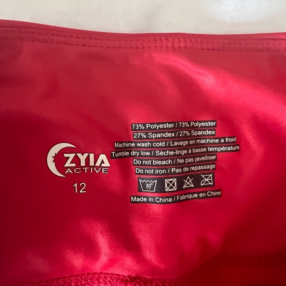 Zyia Active Red Metallic Light n Tight 7/8 Leggings